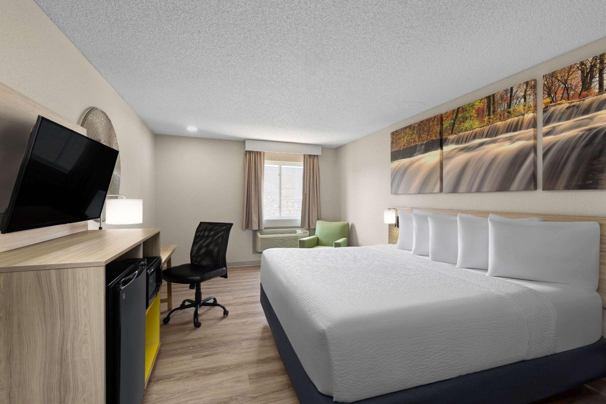 Days Inn By Wyndham Carthage Εξωτερικό φωτογραφία